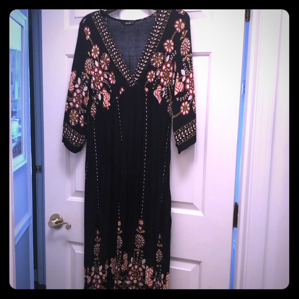 Shein navy & floral pullover maxi dress. XL